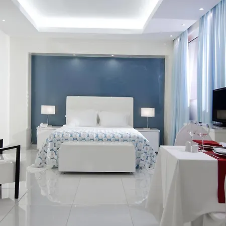 Status Hotel Athènes